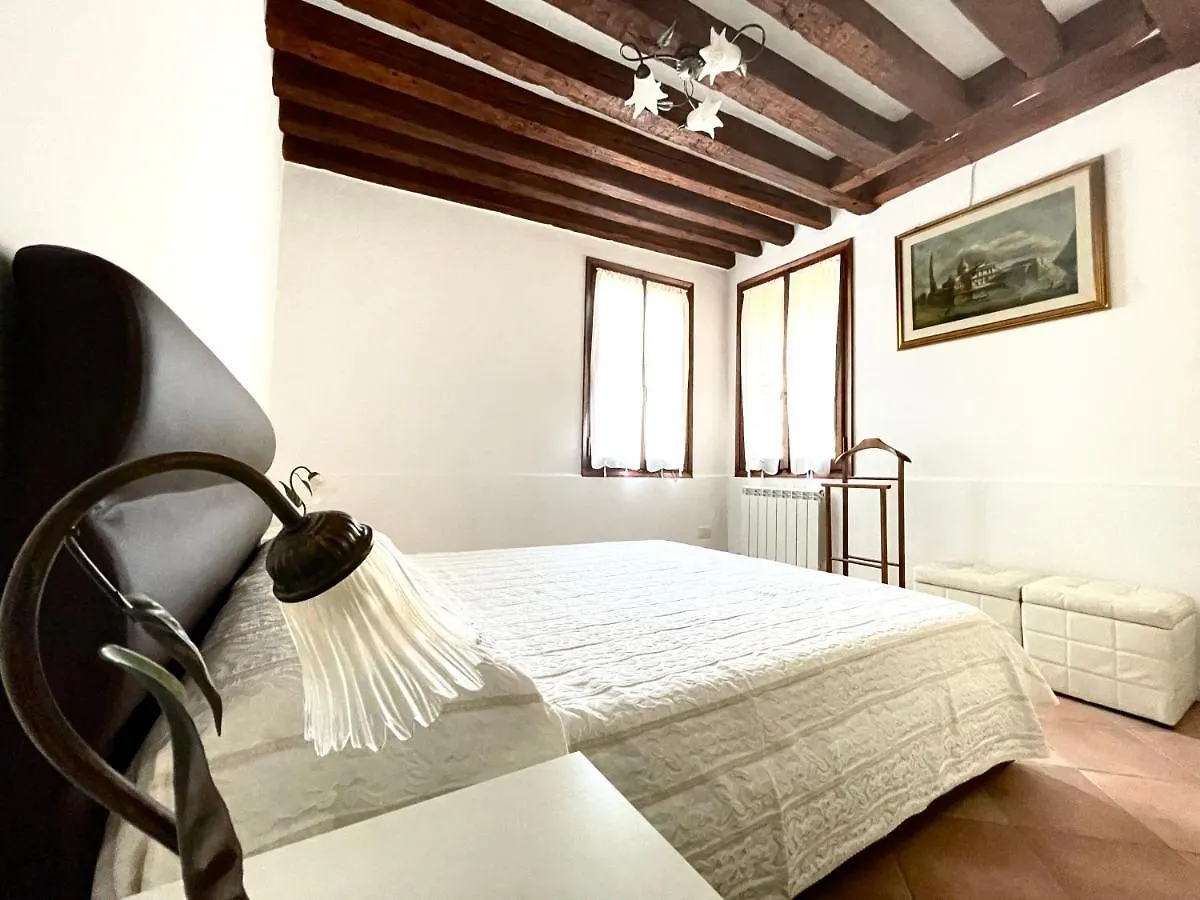 Rossini Apartment Venice 0*,